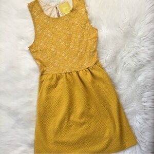 ✨Anthropologie - Maeve✨ Mustard Yellow Lace Vera Dress Pockets Keyhole Sz Small